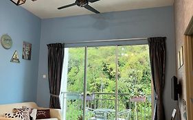 Cameron Forest Home - Golden Hills